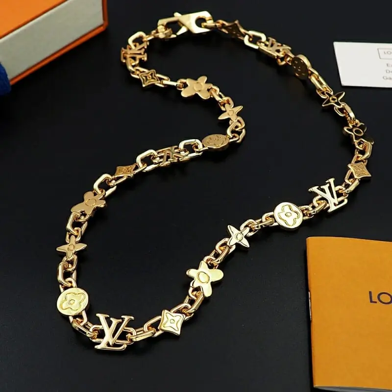 louis vuitton collier s_122ba551